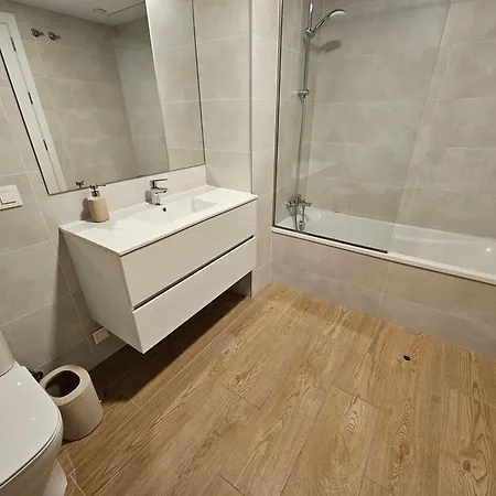 Residencial Aedas En Con Piscina 公寓
